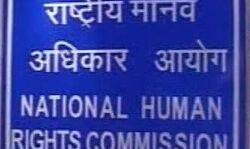 राष्ट्रीय मानवाधिकार आयोग ने UP और दिल्ली पुलिस को नोटिस जारी किया
