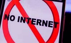 कश्मीर में मोबाइल इंटरनेट सेवाएं बंद कश्मीर में मोबाइल इंटरनेट सेवाएं बंद