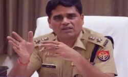 विकास दुबे मामला-न्यायिक आयोग की जांच में पूर्व डीआईजी मिले दोषी विकास दुबे मामला-न्यायिक आयोग की जांच में पूर्व डीआईजी मिले दोषी