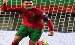 पुर्तगाल के स्टार फुटबॉलर रोनाल्डो ने बनाया नया विश्व रिकॉर्ड