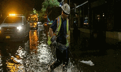 न्यूयॉर्क और न्यूजर्सी में आये तूफान से नुकसान का होगा सर्वेक्षण न्यूयॉर्क और न्यूजर्सी में आये तूफान से नुकसान का होगा सर्वेक्षण