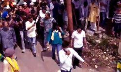 महा पंचायत-विरोध होने पर बड़े चैनल की एंकर वापिस होने को हुई मजबूर महा पंचायत-विरोध होने पर बड़े चैनल की एंकर वापिस होने को हुई मजबूर