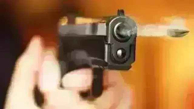 मॉर्निंग वॉक के दौरान पैक्स अध्यक्ष को मारी गोली- हालत गंभीर मॉर्निंग वॉक के दौरान पैक्स अध्यक्ष को मारी गोली- हालत गंभीर