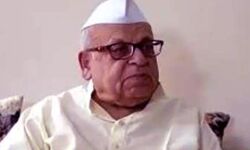 सरकार पर की थी टिप्पणी- EX राज्यपाल पर राजद्रोह का मुकदमा दर्ज सरकार पर की थी टिप्पणी- EX राज्यपाल पर राजद्रोह का मुकदमा दर्ज