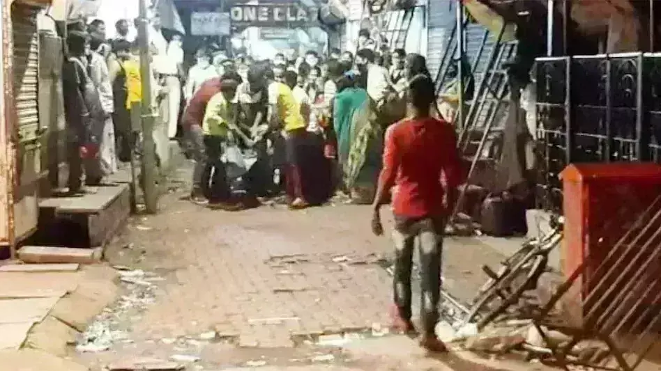 एक ही परिवार के तीन लोगों ने की आत्महत्या एक ही परिवार के तीन लोगों ने की आत्महत्या