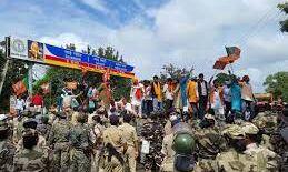 विधानसभा का घेराव करने जा रहे भाजपा कार्यकर्त्ताओं पर पुलिस का लाठीचार्ज