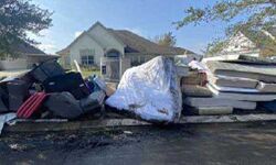 तूफान से मरने वालों की संख्या बढ़कर 82 हुई तूफान से मरने वालों की संख्या बढ़कर 82 हुई