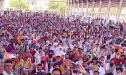 किसानों के धरने के आगे झुकी सरकार - मानी मांगे किसानों के धरने के आगे झुकी सरकार - मानी मांगे