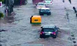 भारी बारिश से 12 लोगों की मौत