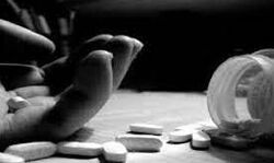 प्रेम प्रसंग के मामले में युवती ने खाया जहर- पुलिस बल हुआ तैनात प्रेम प्रसंग के मामले में युवती ने खाया जहर- पुलिस बल हुआ तैनात