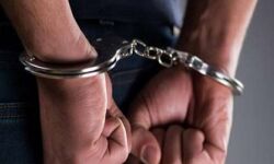 दोस्त की जगह नीट में बैठा मुन्ना भाई गिरफ्तार-2 लाख में हुई थी डील दोस्त की जगह नीट में बैठा मुन्ना भाई गिरफ्तार-2 लाख में हुई थी डील