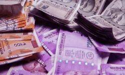 बैंक प्रबंधक के घर छापामार कार्यवाही में लाखों की सम्पत्ति बरामद