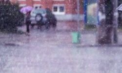 दो दर्जन से अधिक स्थानों पर मूसलाधार बारिश के आसार दो दर्जन से अधिक स्थानों पर मूसलाधार बारिश के आसार