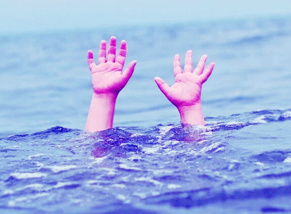 गंगा में डूबने से किशोरी की मृत्यु