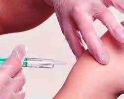 कोरोना टीकाकरण के मामले में यूपी अव्वल