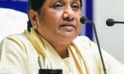 भाजपा सरकार के विकास संबंधी वादे हवा हवाई-मायावती भाजपा सरकार के विकास संबंधी वादे हवा हवाई-मायावती