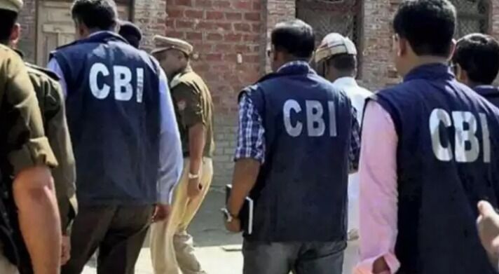 CBI का ठेकेदार के आवास पर छापा-खंगाला घर-मचा हड़कंप