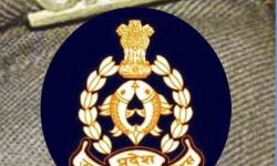 सिपाही कर रहा था समय निर्धारण व वेतन बढ़ाने की मांग हो गया सस्पेंड