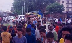 नफरत फैलाने की कोशिश-दो मंदिरों की तोड़ी मूर्तियां-सडक पर उतरे लोग