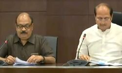 बोले सुरेश राणा- योगी सरकार ने किसानों के हित में किये बड़े काम बोले सुरेश राणा- योगी सरकार ने किसानों के हित में किये बड़े काम