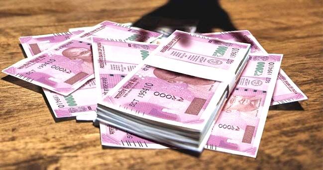 रिश्वत लेतेे थाने के दीवान का वीडियो वायरल