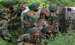 घुसपैठ की कोशिश नाकाम, एक आतंकवादी मारा गया, एक गिरफ्तार घुसपैठ की कोशिश नाकाम, एक आतंकवादी मारा गया, एक गिरफ्तार