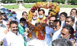 मुंगेरीलाल के हसीन सपने देख रहे हैं अखिलेश यादव - मौर्य मुंगेरीलाल के हसीन सपने देख रहे हैं अखिलेश यादव - मौर्य