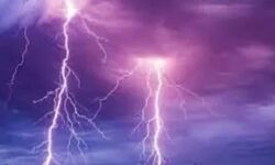 बिजली गिरने से सास-बहू की मौत बिजली गिरने से सास-बहू की मौत