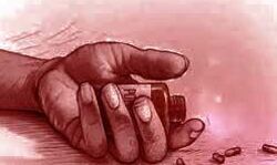 बहू से प्रताडि़त सास-सुसर, पति ने जहर खाकर दी जान बहू से प्रताडि़त सास-सुसर, पति ने जहर खाकर दी जान