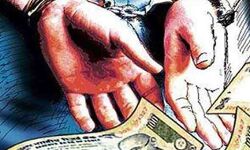 रिश्वतखोर डीएसओ दो गिरफ्तार, एनओसी के लिए ले रहा था घूंस रिश्वतखोर डीएसओ दो गिरफ्तार, एनओसी के लिए ले रहा था घूंस