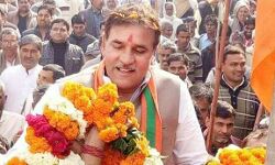 भाजपा का फायरब्रांड चेहरा है विधायक उमेश मलिक भाजपा का फायरब्रांड चेहरा है विधायक उमेश मलिक