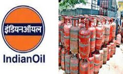 रसोई गैस के दामों ने फिर छुआ आसमान- जाने कितने का हुआ सिलेंडर रसोई गैस के दामों ने फिर छुआ आसमान- जाने कितने का हुआ सिलेंडर