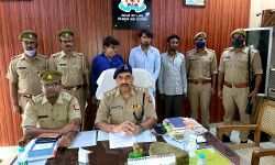 अवैध पटाखा फैक्ट्री का भंडाफोड़- 3 आरोपी को गिरफ्तार कर बरामद किया 5 कुंतल माल अवैध पटाखा फैक्ट्री का भंडाफोड़- 3 आरोपी को गिरफ्तार कर बरामद किया 5 कुंतल माल