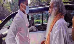 लखीमपुर जा रहे आचार्य व सचिन पायलट को पुलिस ने लिया हिरासत में लखीमपुर जा रहे आचार्य व सचिन पायलट को पुलिस ने लिया हिरासत में