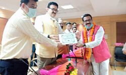 मुख्यमंत्री स्वयं पत्रकारों के हितों के लिए रहते है चिंतित - सहगल