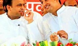 सियासी विरासत की तीसरी पीढ़ी चंदन मानते हैं अखिलेश को अपना नेता