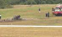 सिंगल इंजन विमान दुर्घटनाग्रस्त - चार की मौत सिंगल इंजन विमान दुर्घटनाग्रस्त - चार की मौत