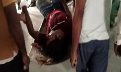 दुस्साहस-दिनदहाड़े लाखों की लूट - युवक को मारी गोली दुस्साहस-दिनदहाड़े लाखों की लूट - युवक को मारी गोली