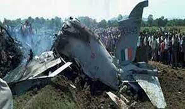 विमान दुर्घटनाग्रस्त - छह लोगों की मौत