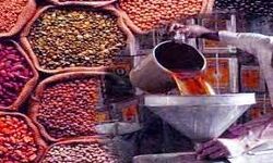 महंगाई की पड़ी मार - खाद्य तेलों में उबाल महंगाई की पड़ी मार - खाद्य तेलों में उबाल