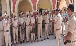 भाजपा सांसद की गाड़ी से किसान को टक्कर-थाने के घेराव को जुट रहे किसान भाजपा सांसद की गाड़ी से किसान को टक्कर-थाने के घेराव को जुट रहे किसान