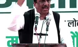 शाहिद सिद्दीकी ने बोला हमला- दवाई, रोजगार की जगह मोदी जी देते हैं भाषण शाहिद सिद्दीकी ने बोला हमला- दवाई, रोजगार की जगह मोदी जी देते हैं भाषण