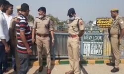 हथियारों की नोक पर कारोबारी से दिनदहाड़े 4 लाख की लूट