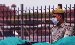 दिल्ली को दहलाने की साजिश-पाक आतंकी गिरफ्तार मिली, एके-47 हैंड ग्रेनेड