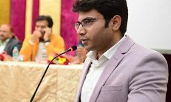 सरकार का राजस्व बढ़ाने में माहिर हैं प्रणव चौधरी सरकार का राजस्व बढ़ाने में माहिर हैं प्रणव चौधरी