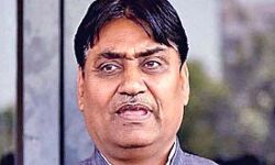 मंत्री का बयान- महिला कर्मचारी लड़ती हैं बहुत- लेनी पड़ती है सेरिडोन