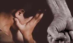 हैवान बना शिक्षक ट्यूशन पढ़ने आए बच्चे से मौलाना ने किया दुष्कर्म हैवान बना शिक्षक ट्यूशन पढ़ने आए बच्चे से मौलाना ने किया दुष्कर्म