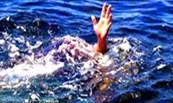 दुर्गा प्रतिमा विसर्जन के दौरान तालाब में डूबने से दो की मौत दुर्गा प्रतिमा विसर्जन के दौरान तालाब में डूबने से दो की मौत