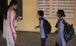 सरकार के पास बच्चों के फंस गए हैं 1.48 करोड़ रुपये सरकार के पास बच्चों के फंस गए हैं 1.48 करोड़ रुपये