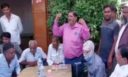 स्कूटी में टक्कर लगने पर चालक की पिटाई-24 घंटे की हड़ताल पर ई रिक्शा स्कूटी में टक्कर लगने पर चालक की पिटाई-24 घंटे की हड़ताल पर ई रिक्शा